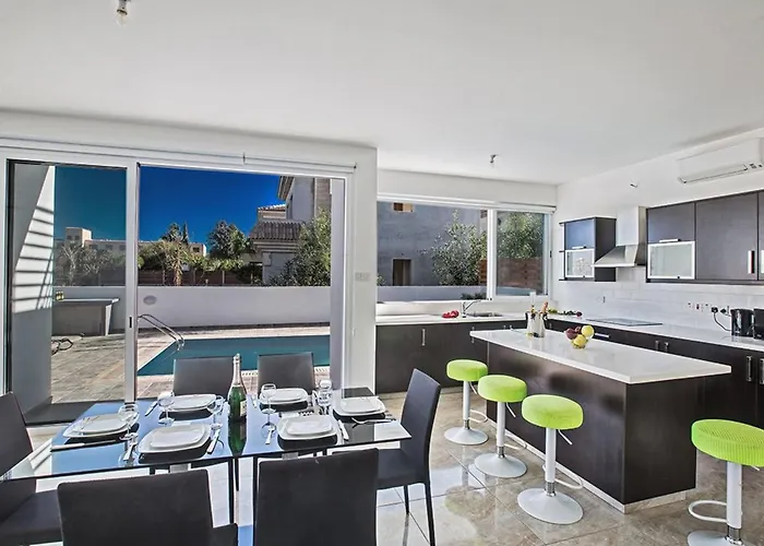 Protaras Perle Pe15 By Interhome