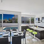 Perle Pe15 By Interhome