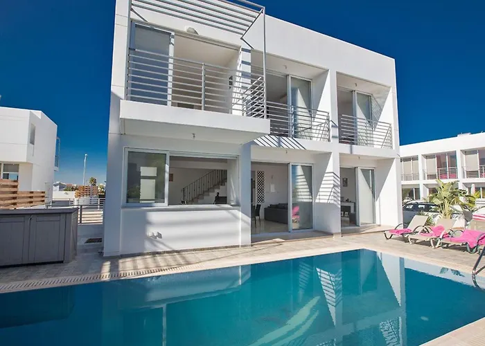 Perle Pe15 By Interhome * Protarász