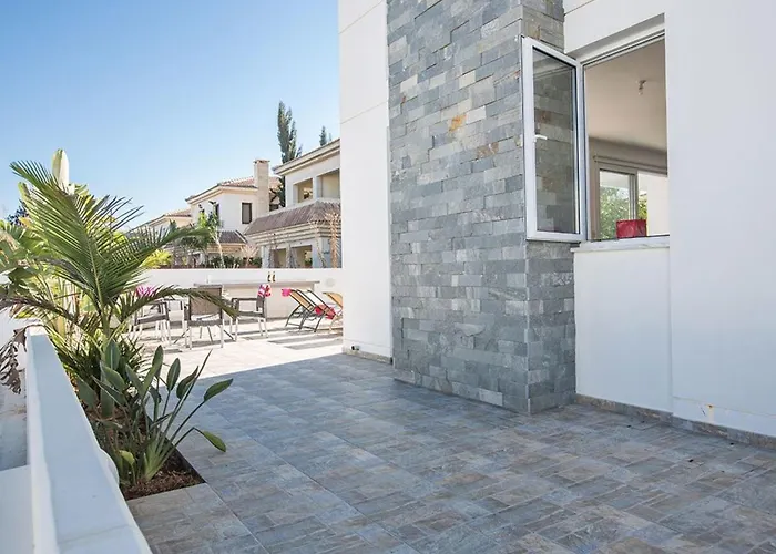 Nyaraló Perle Pe15 By Interhome Protarász